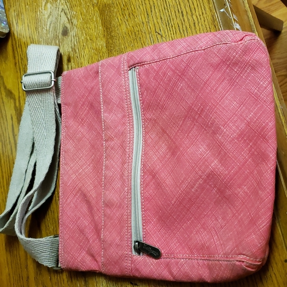 🎉HP🎉31 crossbody purse - Picture 2 of 6